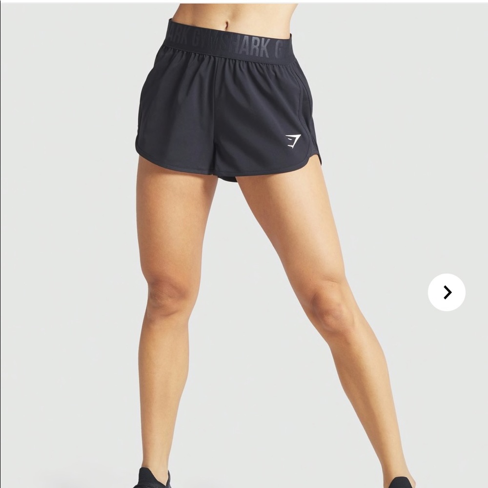 Gymshark loose training shorts-black